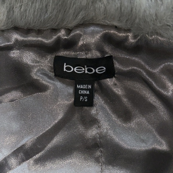 Bebe $150 retail NWOT Bebe faux fur stole wrap - Picture 4 of 4